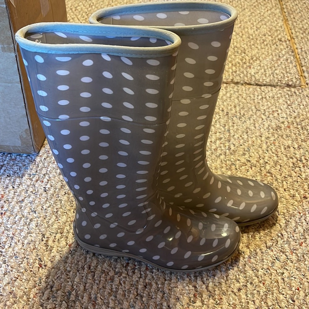 Tall Waterproof Rain Boots Size 10 - Picture 3 of 3
